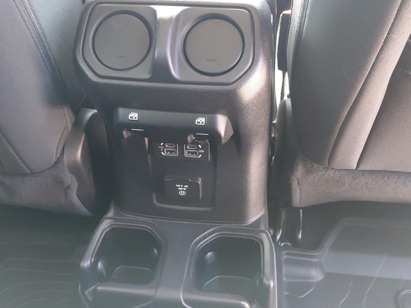 2019 Jeep Wrangler Unlimited Sahara 16