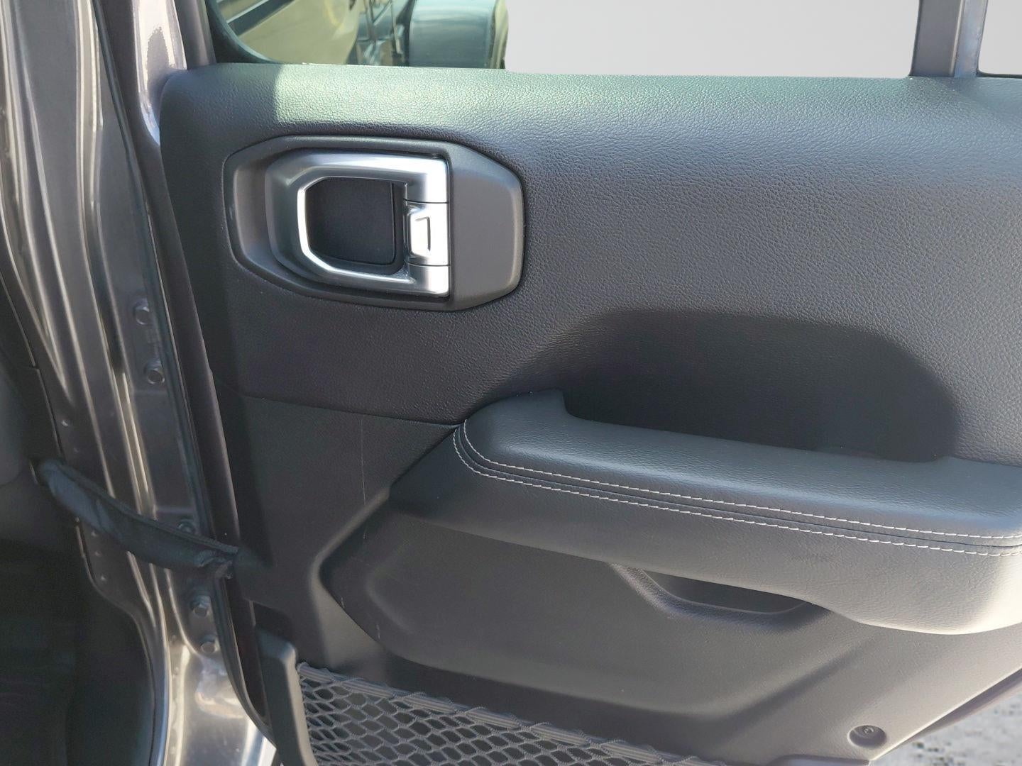 2019 Jeep Wrangler Unlimited Sahara 17