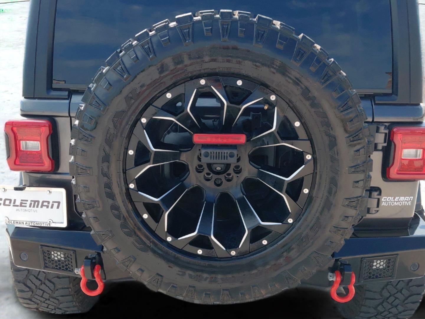 2019 Jeep Wrangler Unlimited Sahara 18
