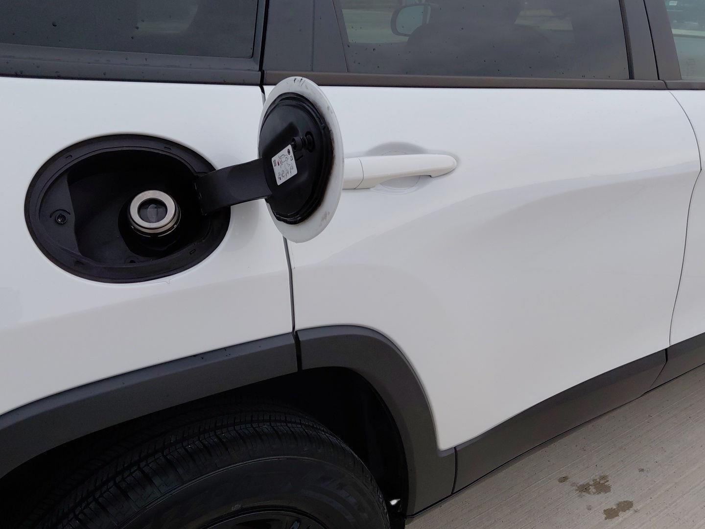 2023 Jeep Cherokee Altitude Lux 18