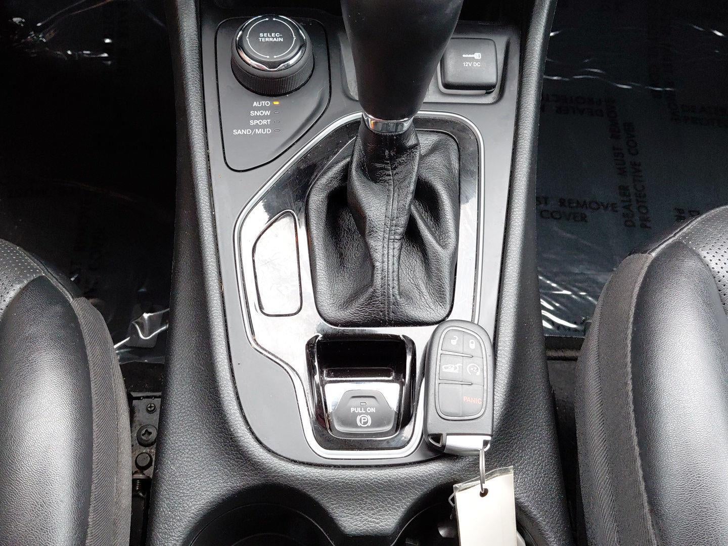 2023 Jeep Cherokee Altitude Lux 27