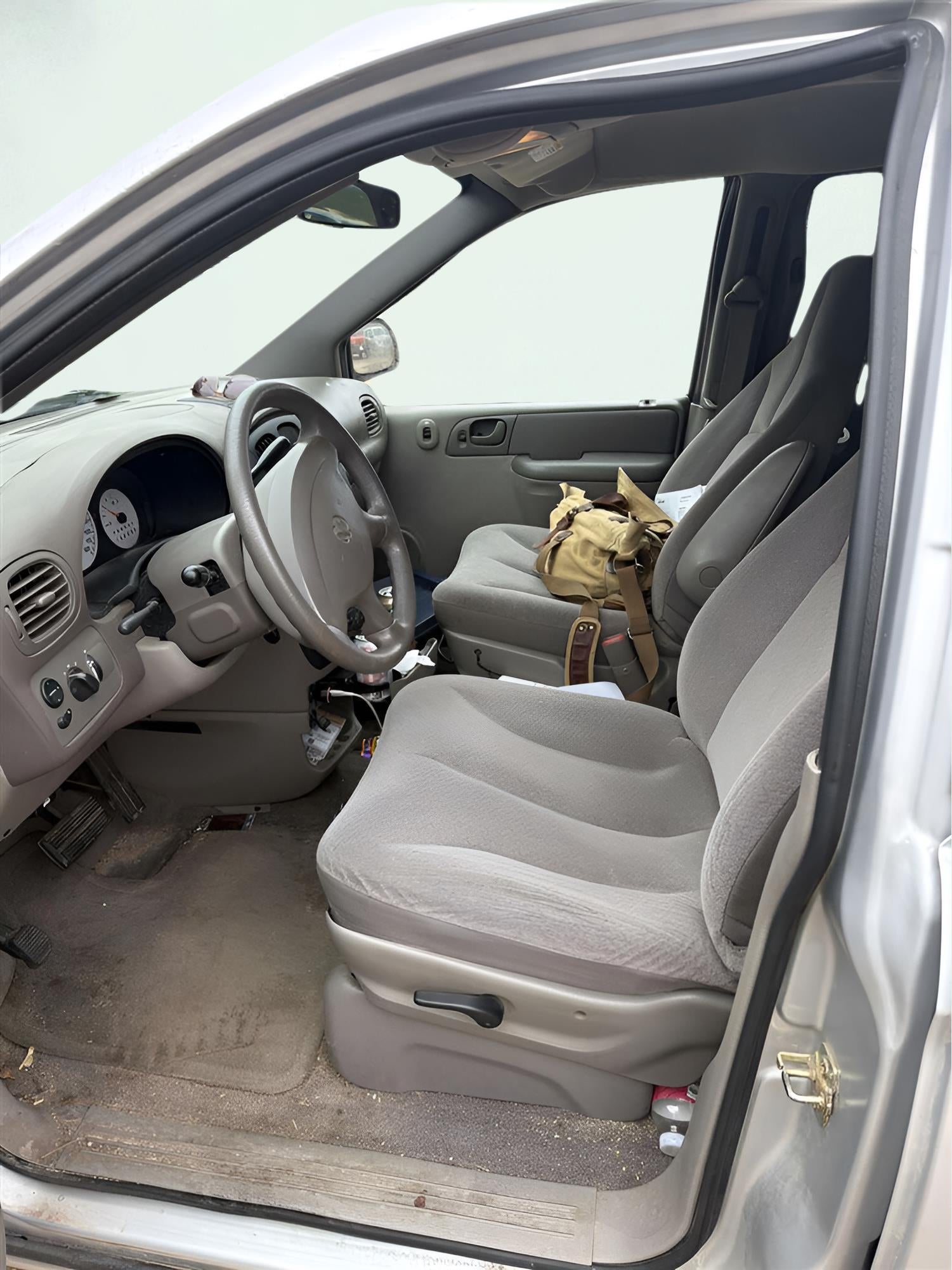 2003 Dodge Caravan SE