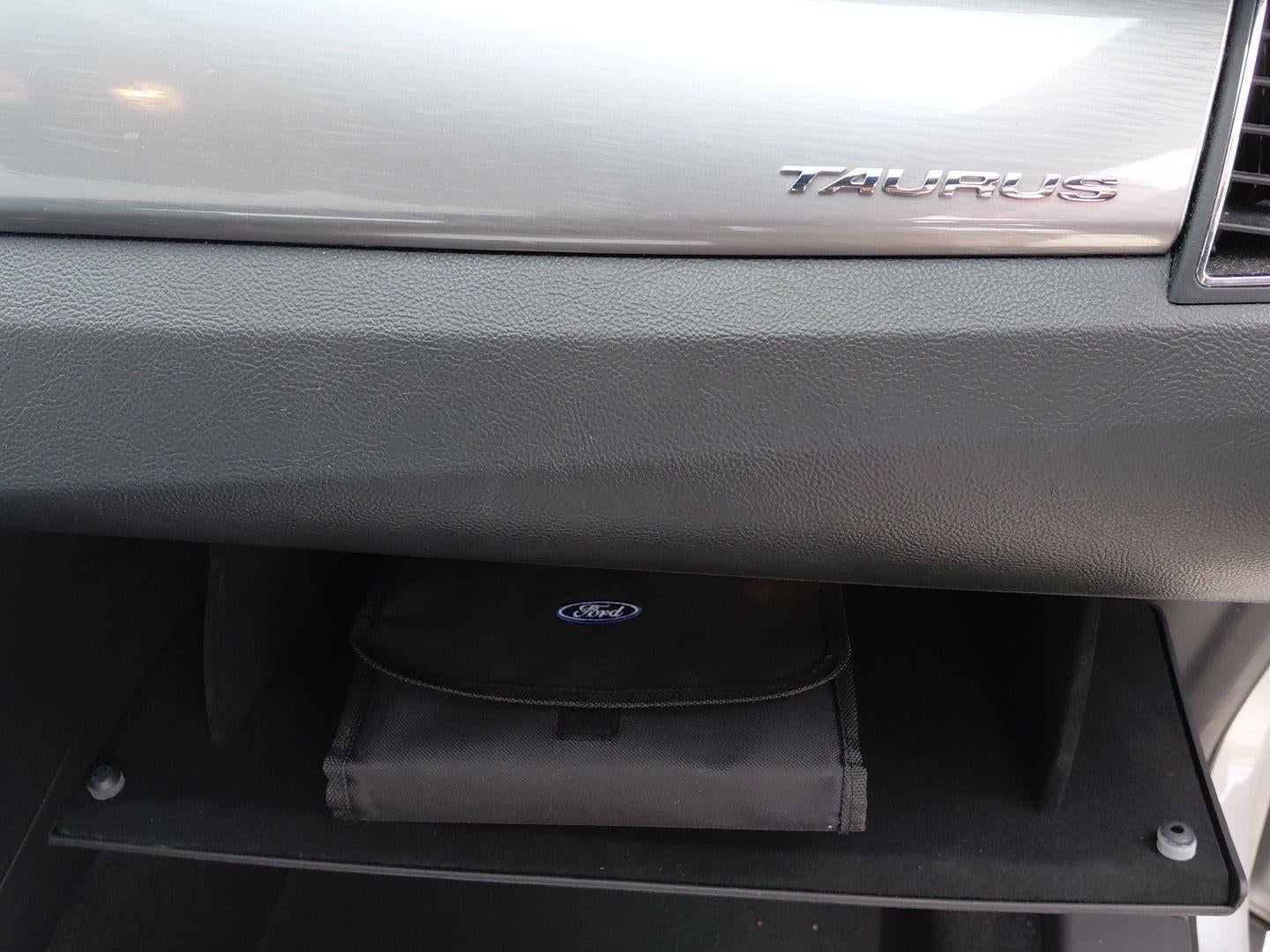 2015 Ford Taurus SEL