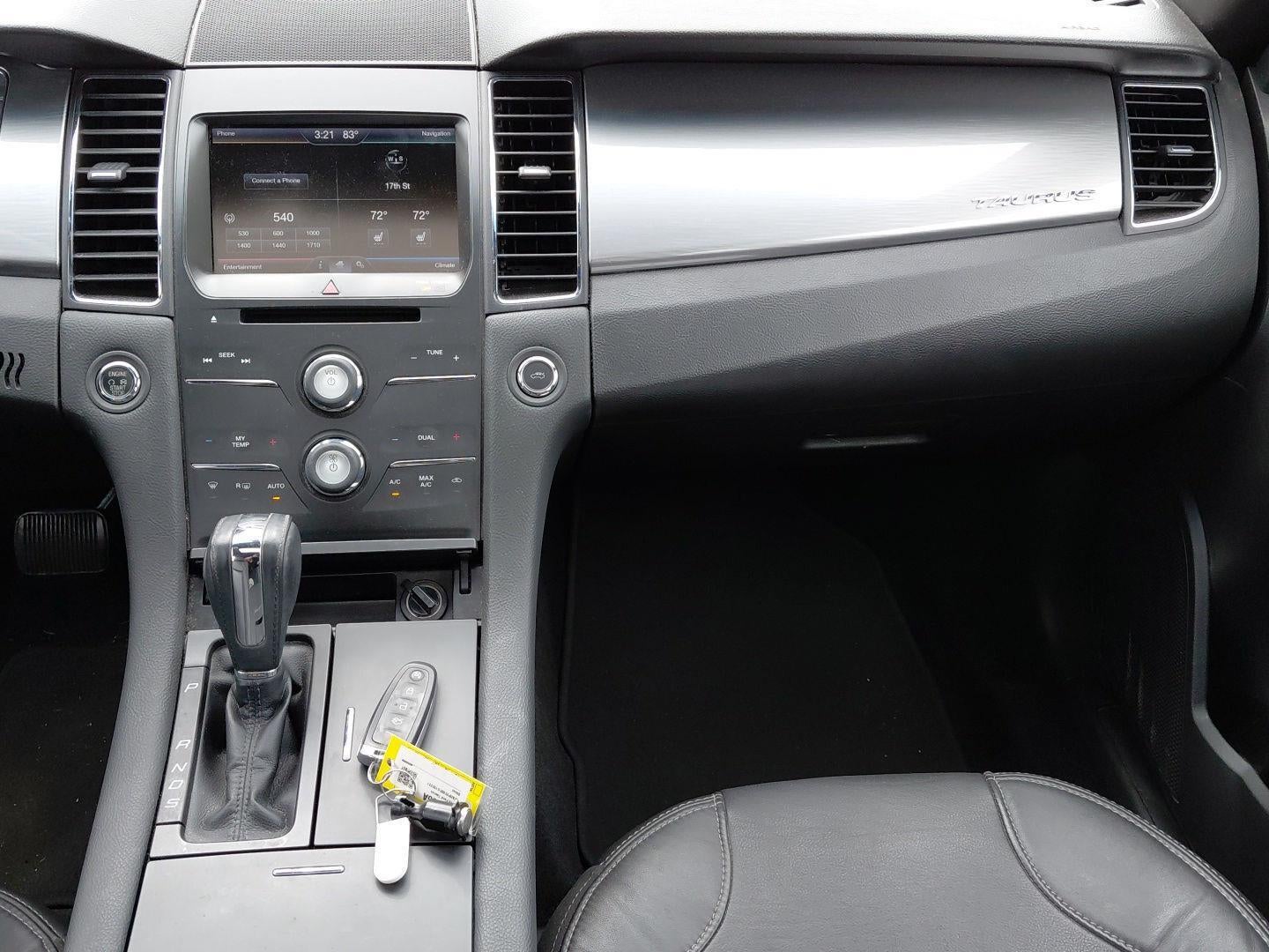2015 Ford Taurus SEL