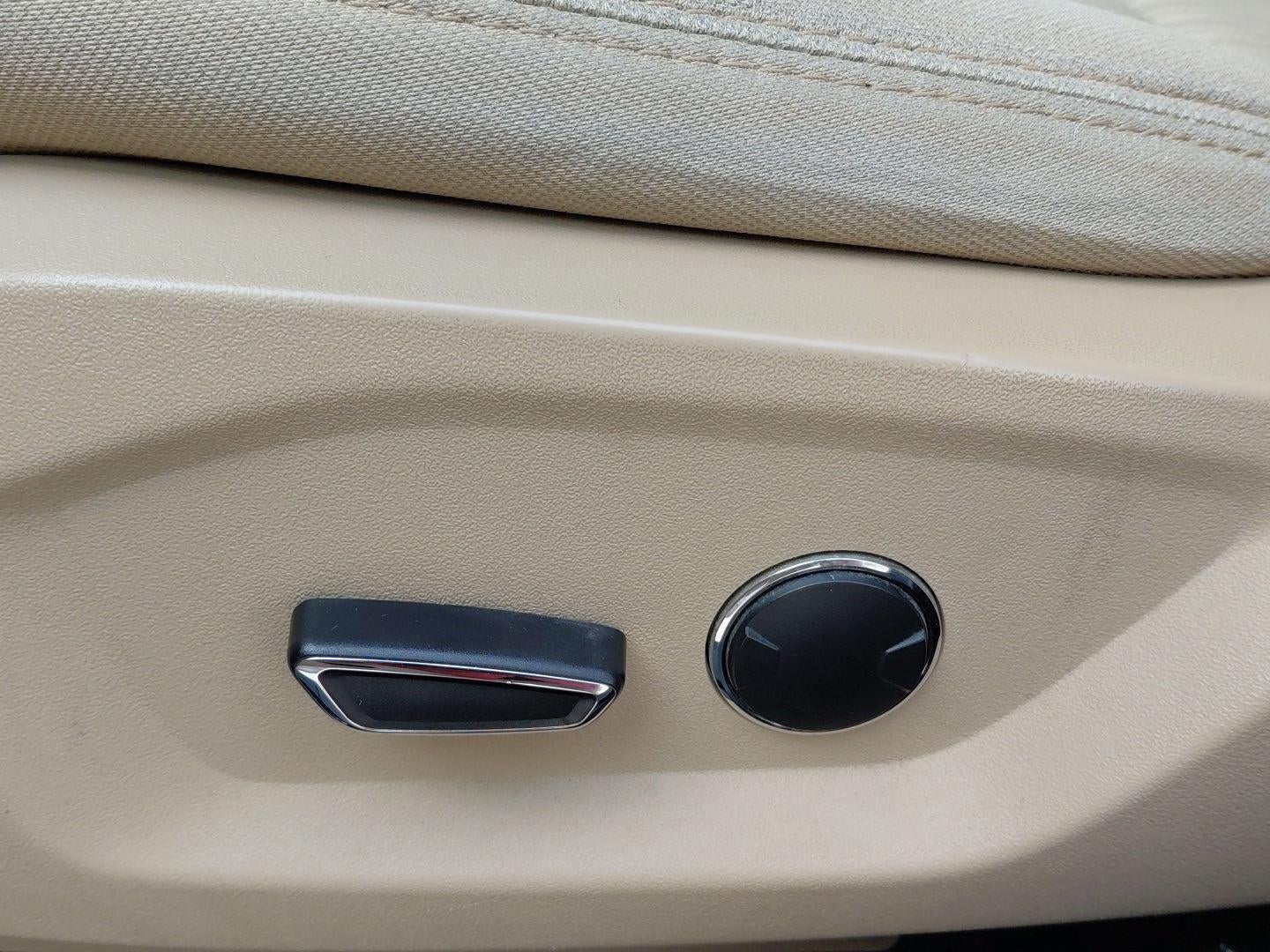 2017 Ford Explorer Base