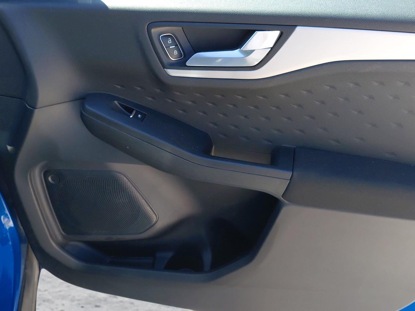 2020 Ford Escape SE 14