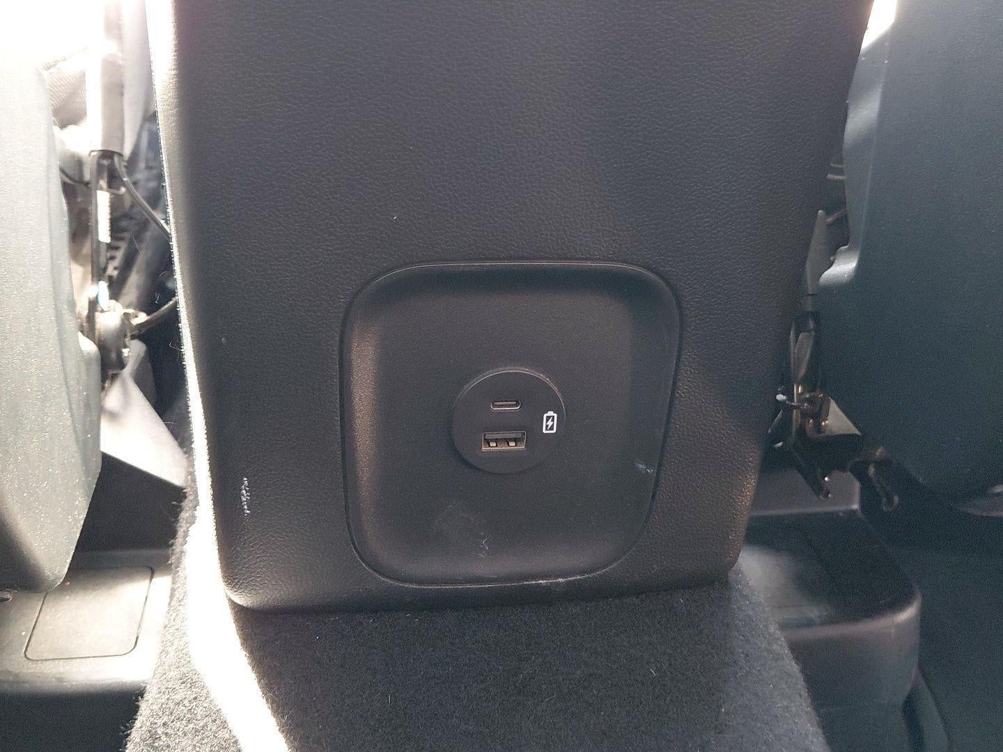 2020 Ford Escape SE 16