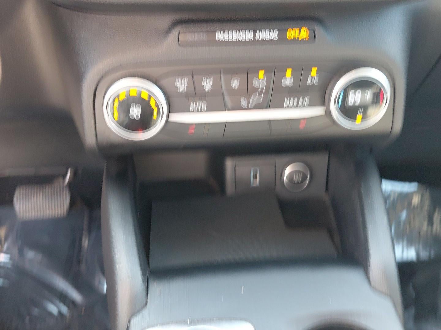 2020 Ford Escape SE 28
