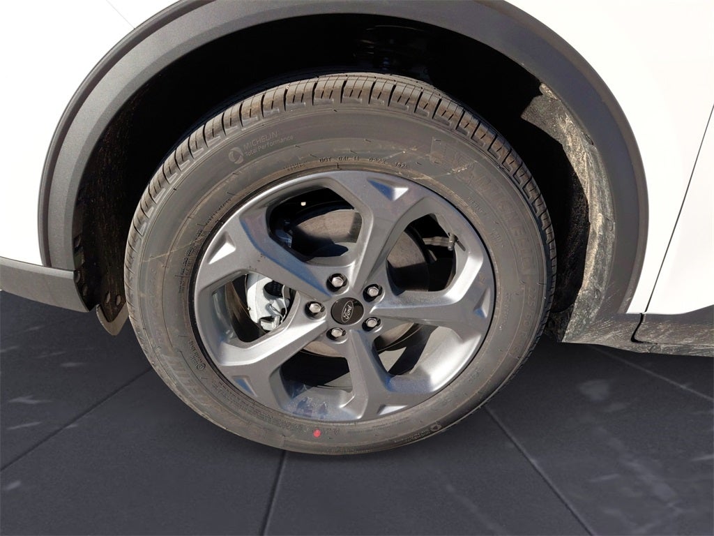 2026 Ford Escape Hybrid ST-Line Select