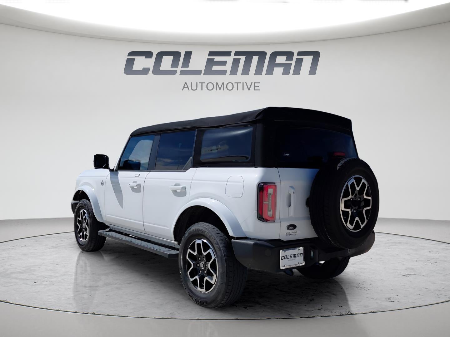 2022 Ford Bronco Outer Banks 38