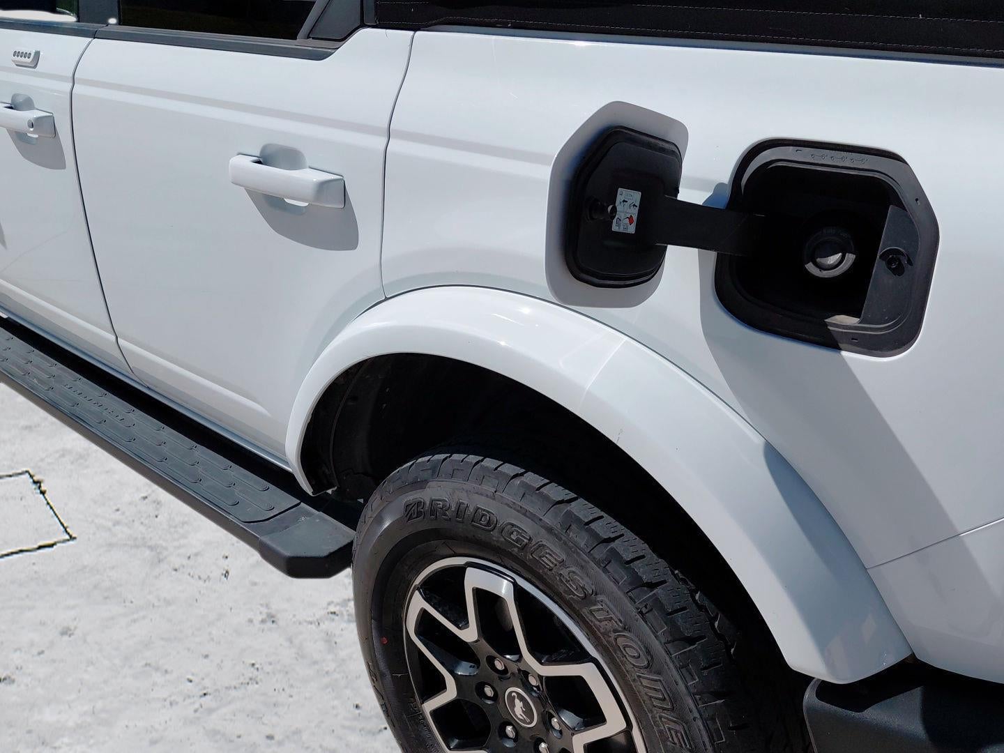 2022 Ford Bronco Outer Banks 40