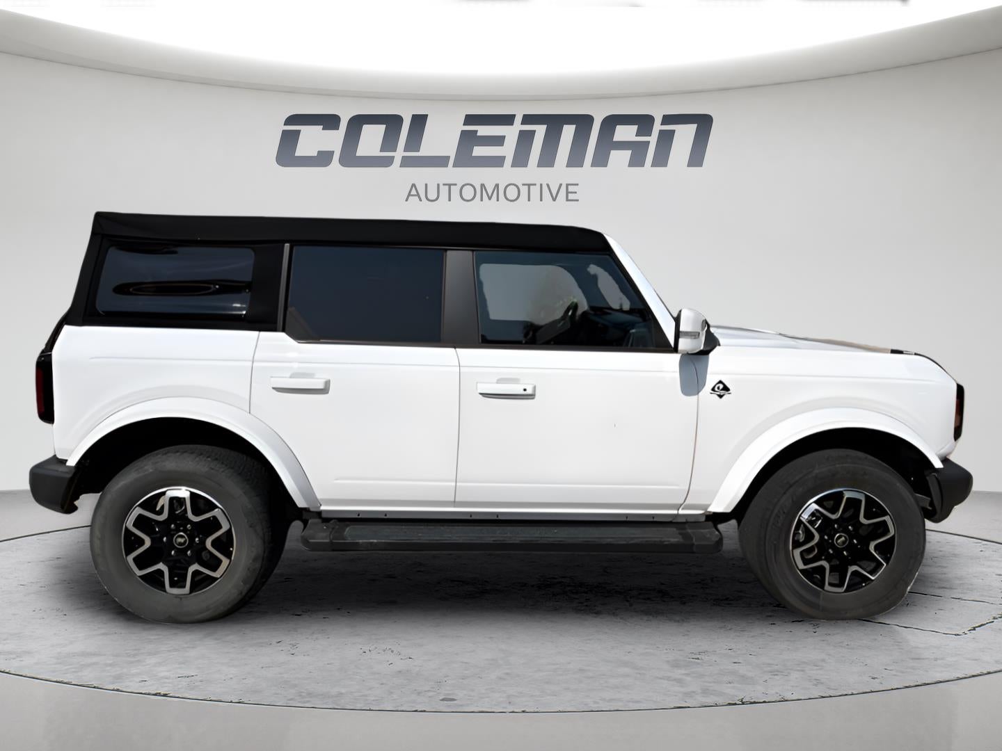 2022 Ford Bronco Outer Banks 6