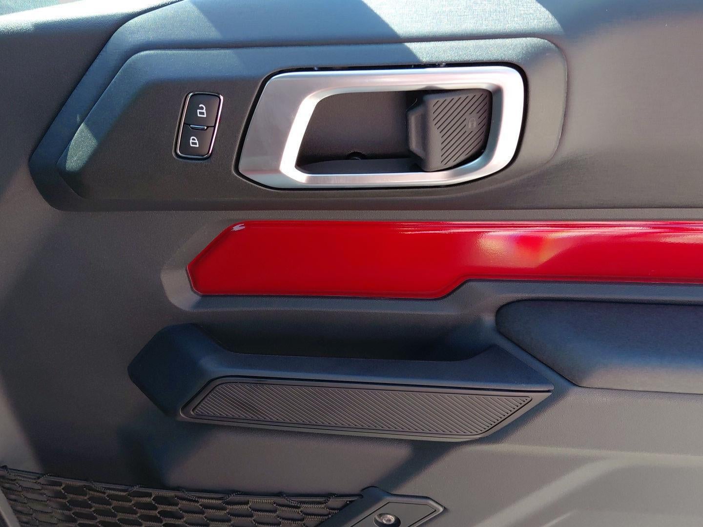 2026 Ford Bronco Badlands 14