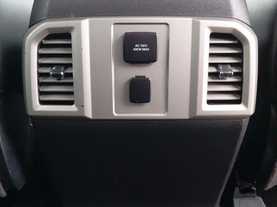 2017 Ford Super Duty F-350 SRW Lariat