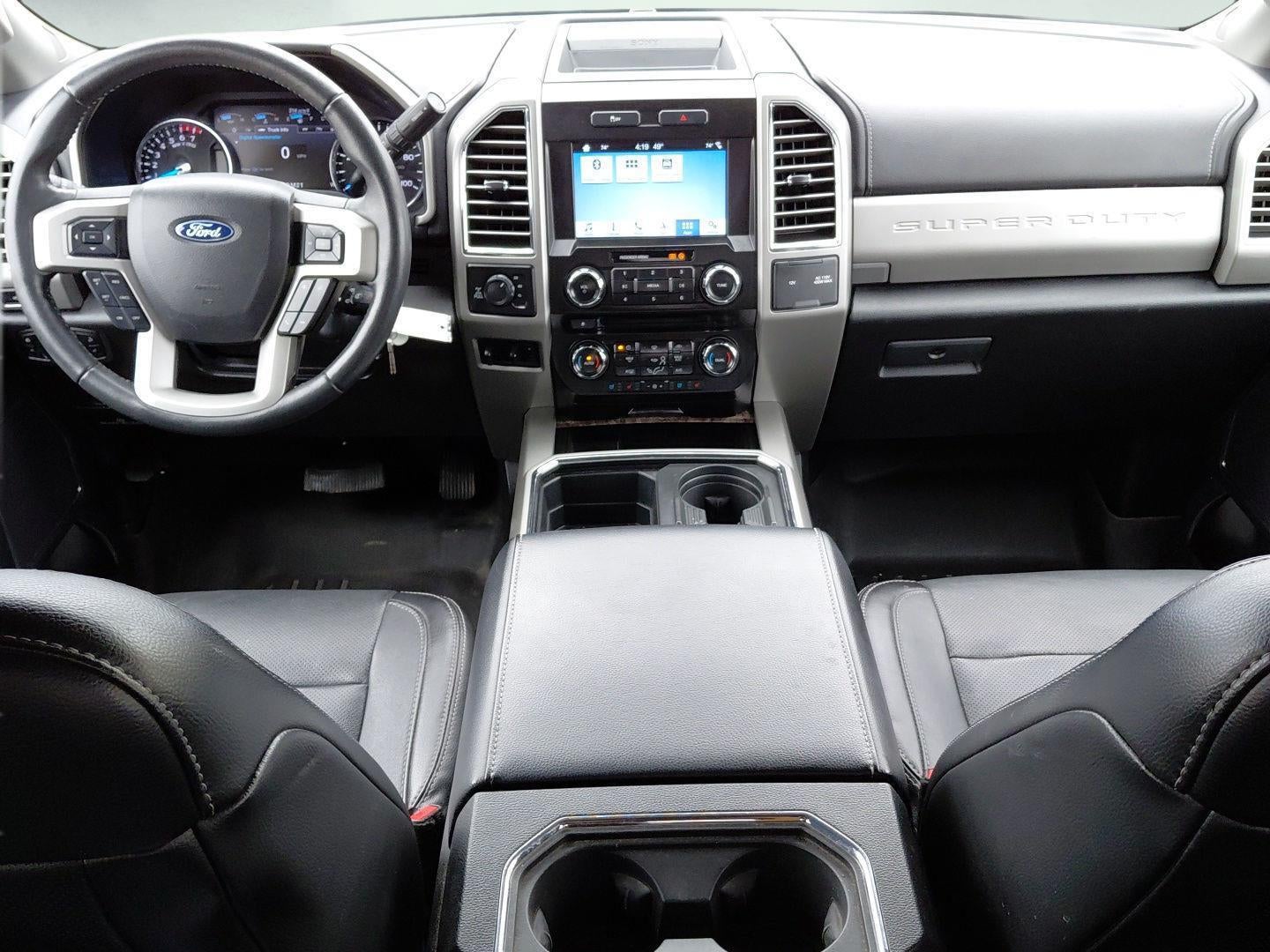 2017 Ford Super Duty F-350 SRW Lariat