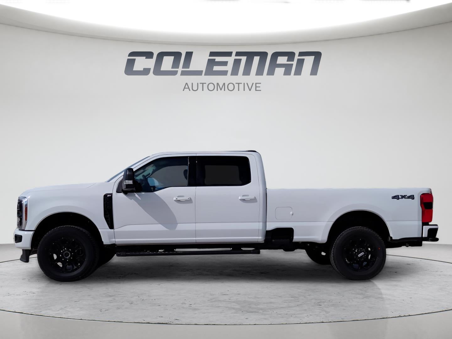 2026 Ford Super Duty F-350 XLT