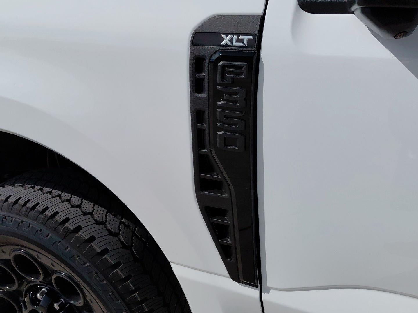 2026 Ford Super Duty F-350 XLT