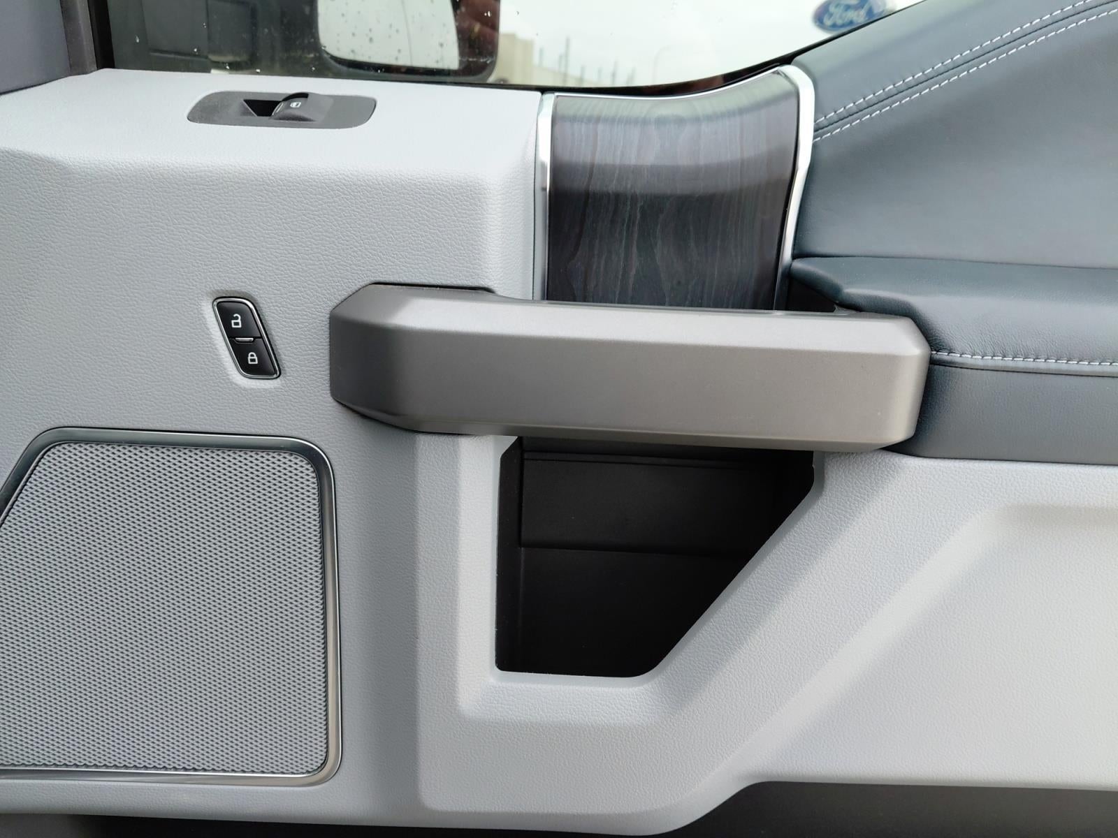 2022 Ford Super Duty F-350 Limited