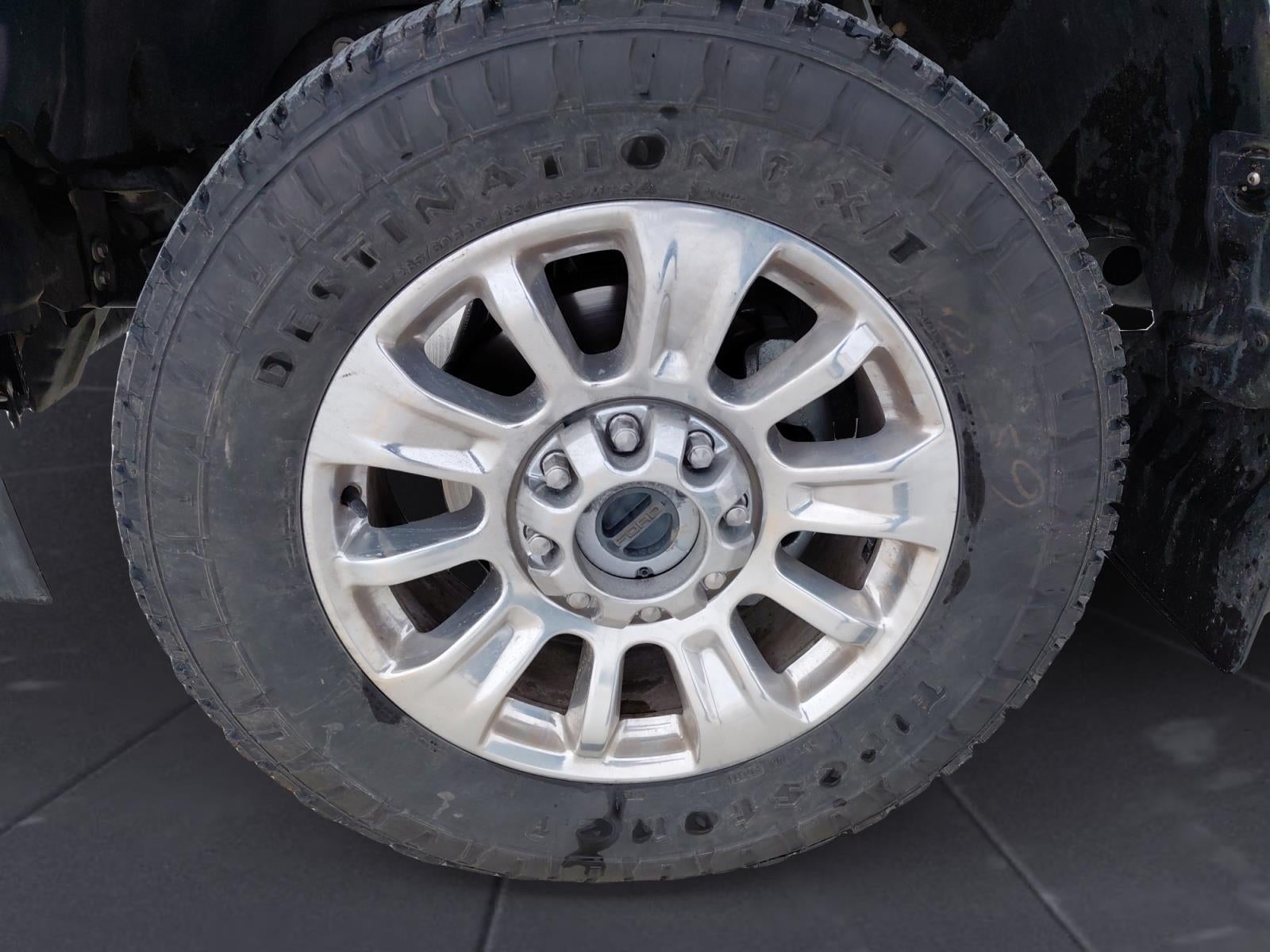 2022 Ford Super Duty F-350 Limited