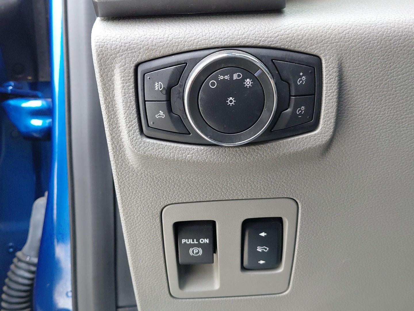 2017 Ford F 150 XLT 28