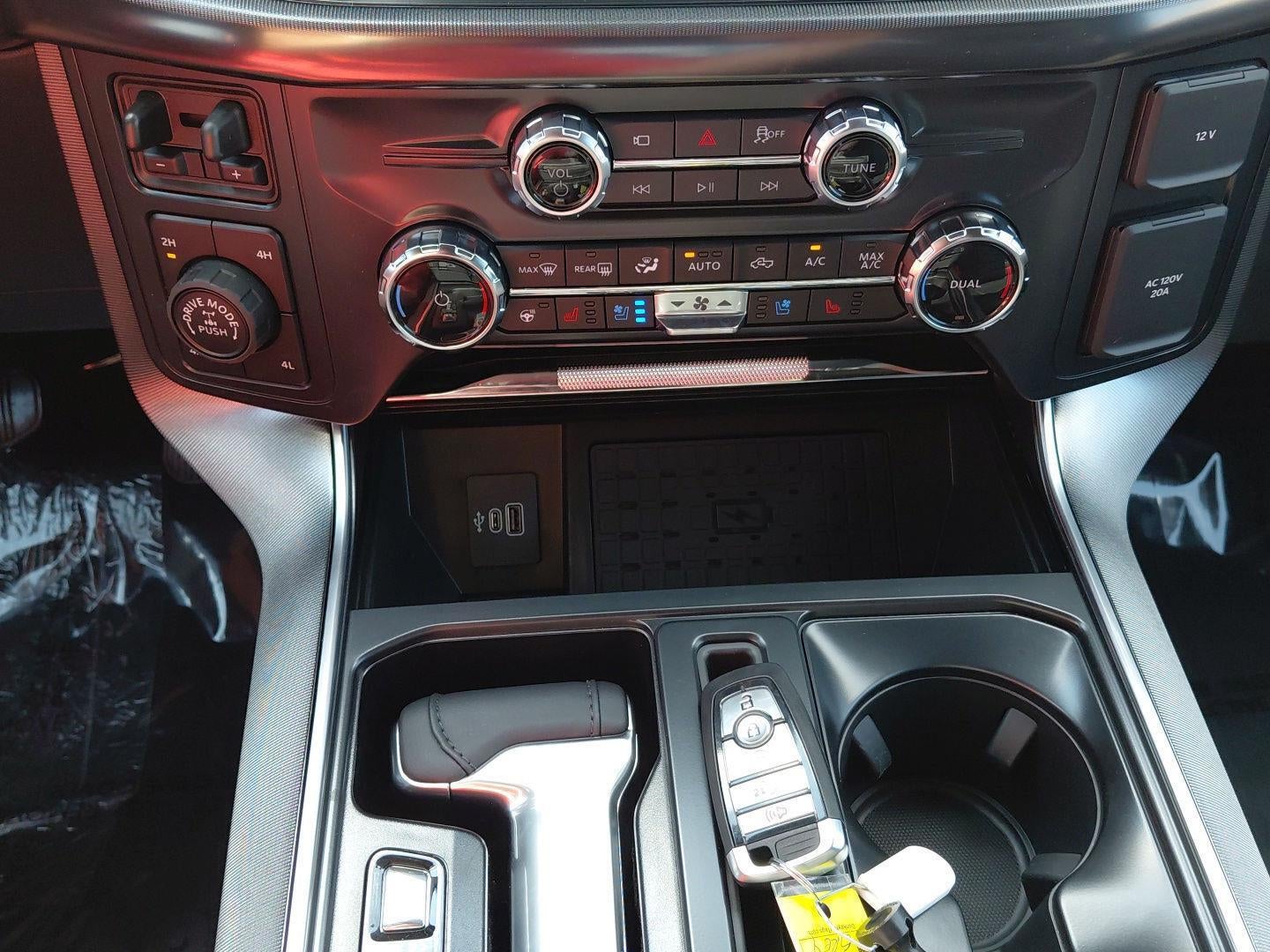 2026 Ford F 150 Platinum 30