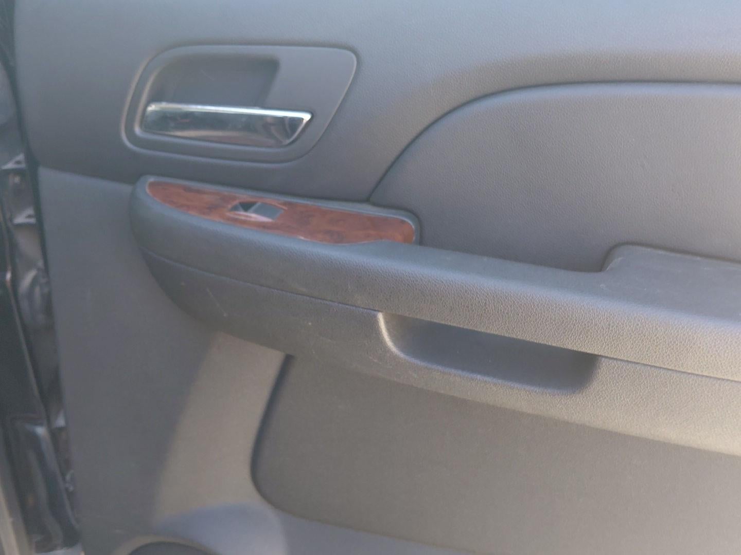 2010 Chevrolet Silverado 2500Hd LTZ 17