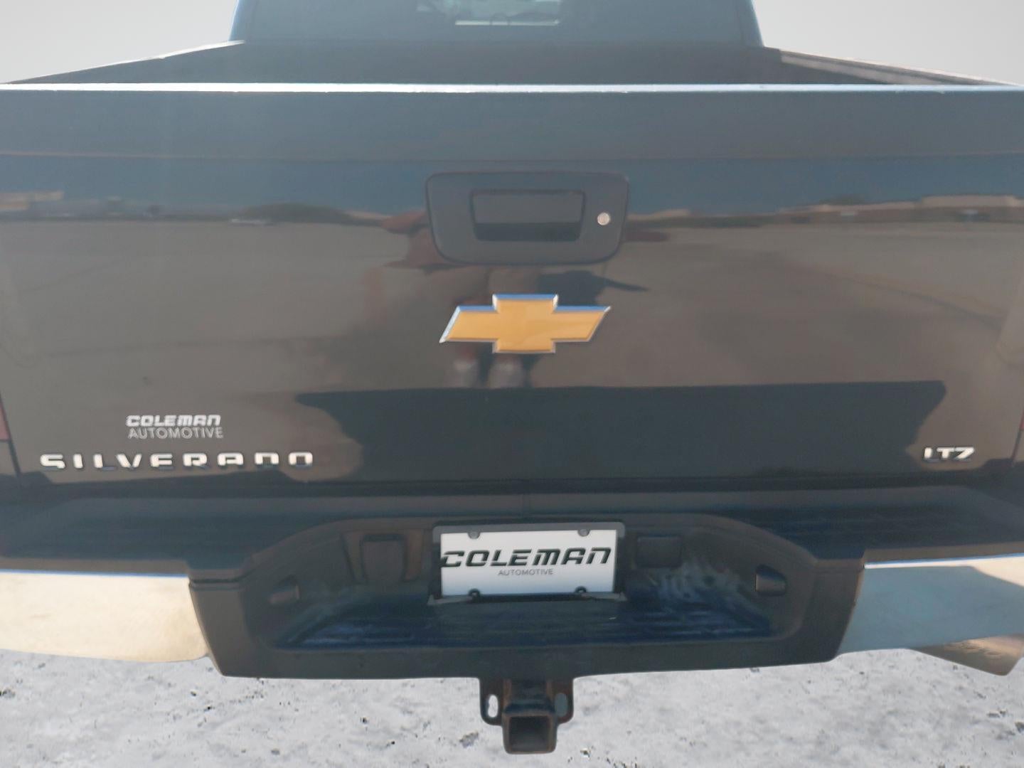 2010 Chevrolet Silverado 2500Hd LTZ 21