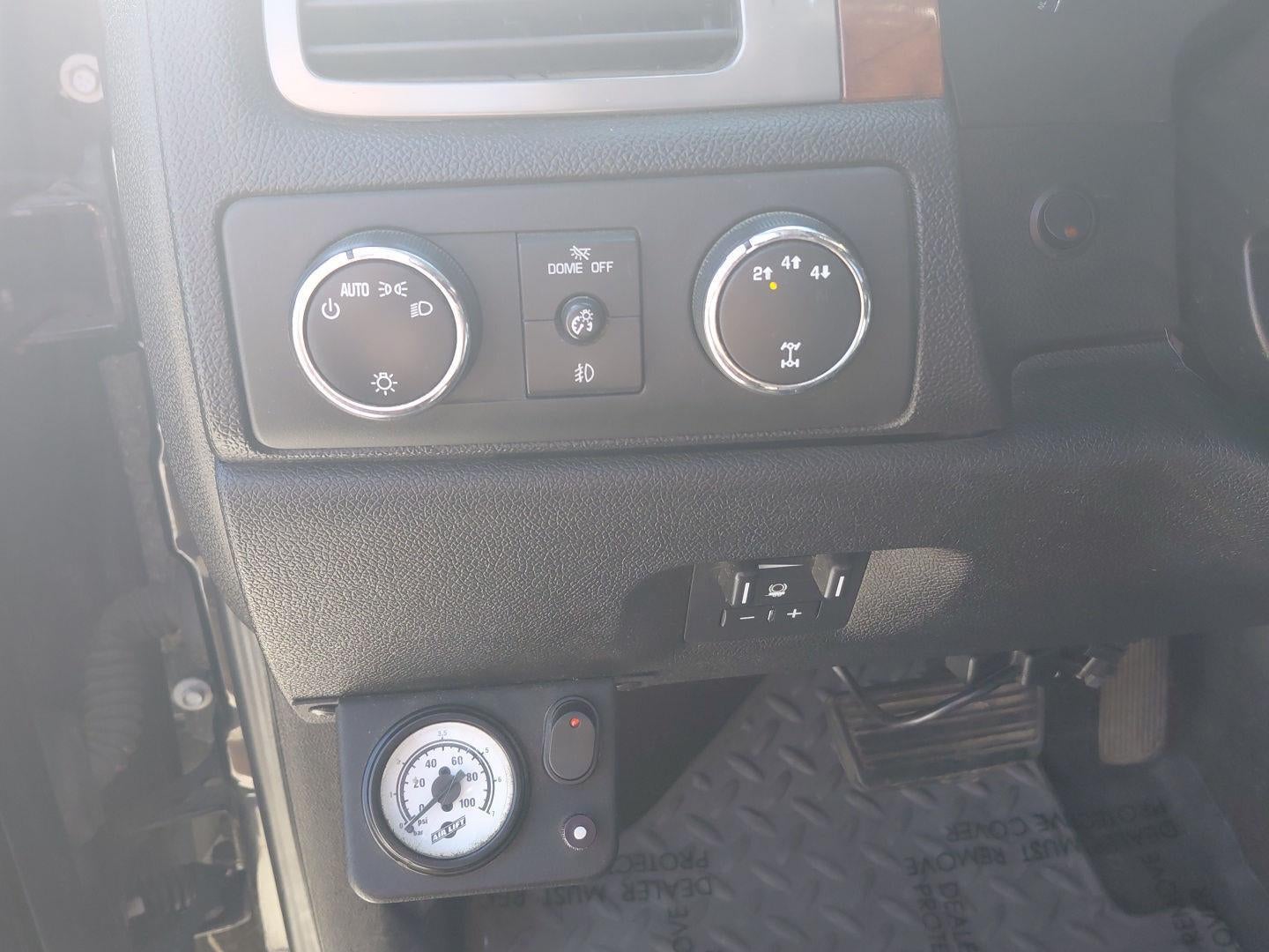 2010 Chevrolet Silverado 2500Hd LTZ 29