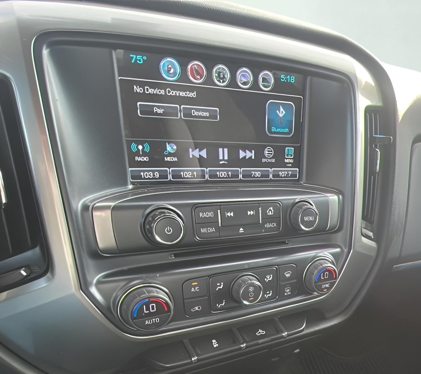2018 Chevrolet Silverado 1500 LT 8