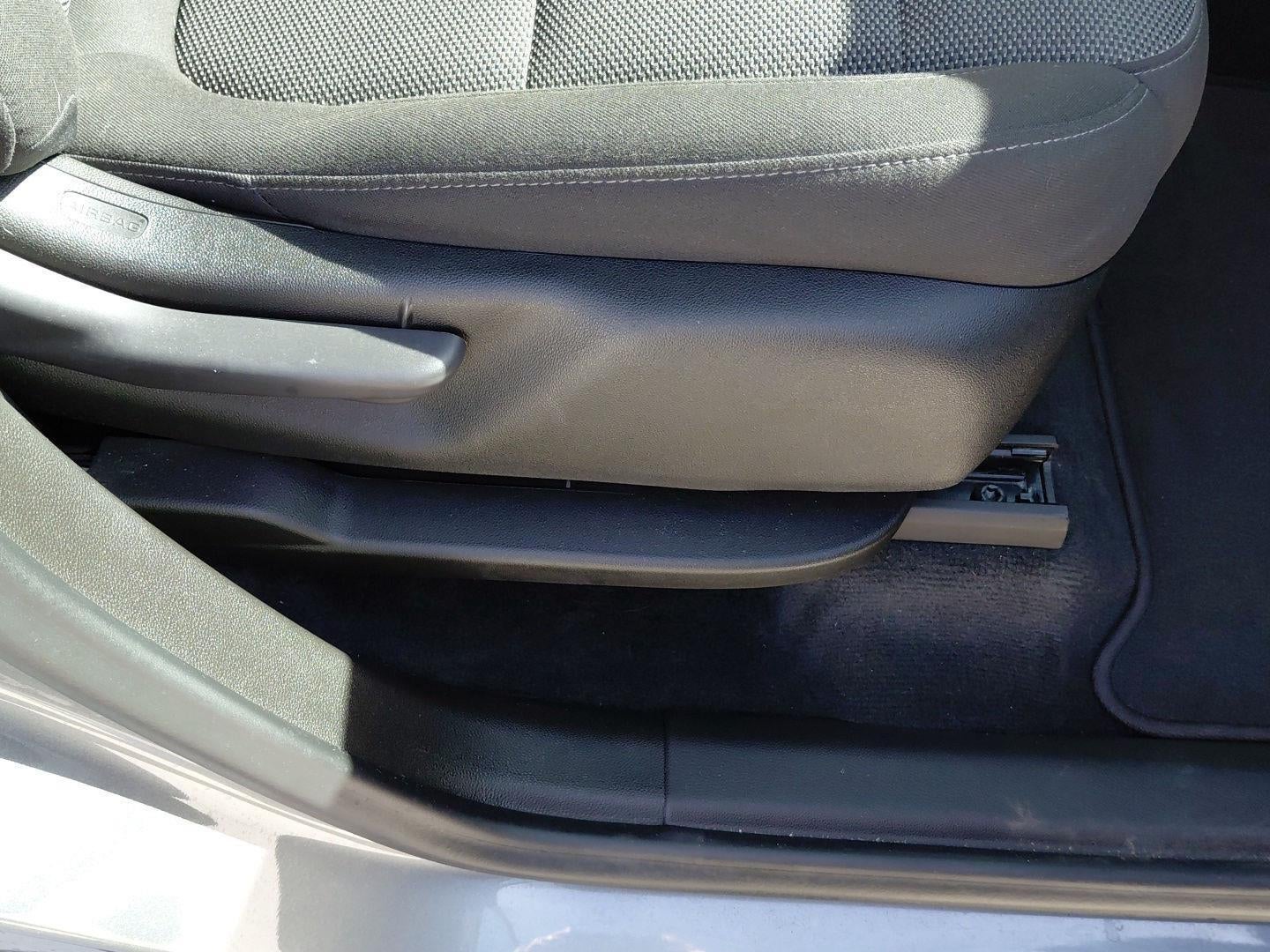 2023 Chevrolet Traverse LT Cloth 19