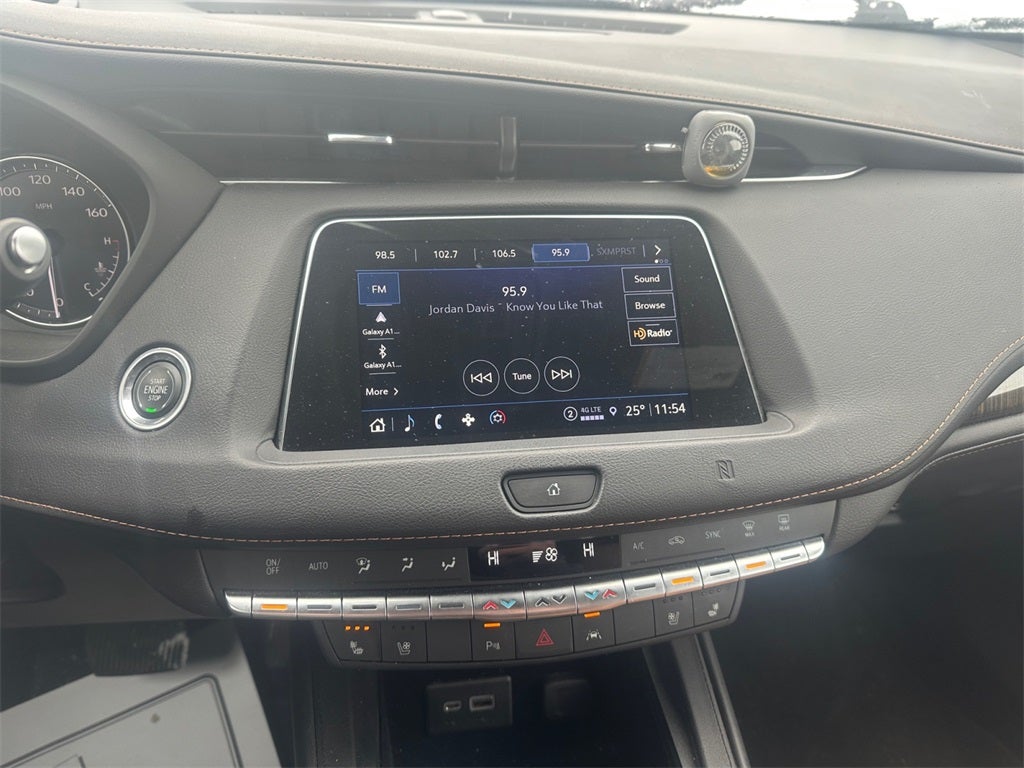 2021 Cadillac XT4 Premium Luxury