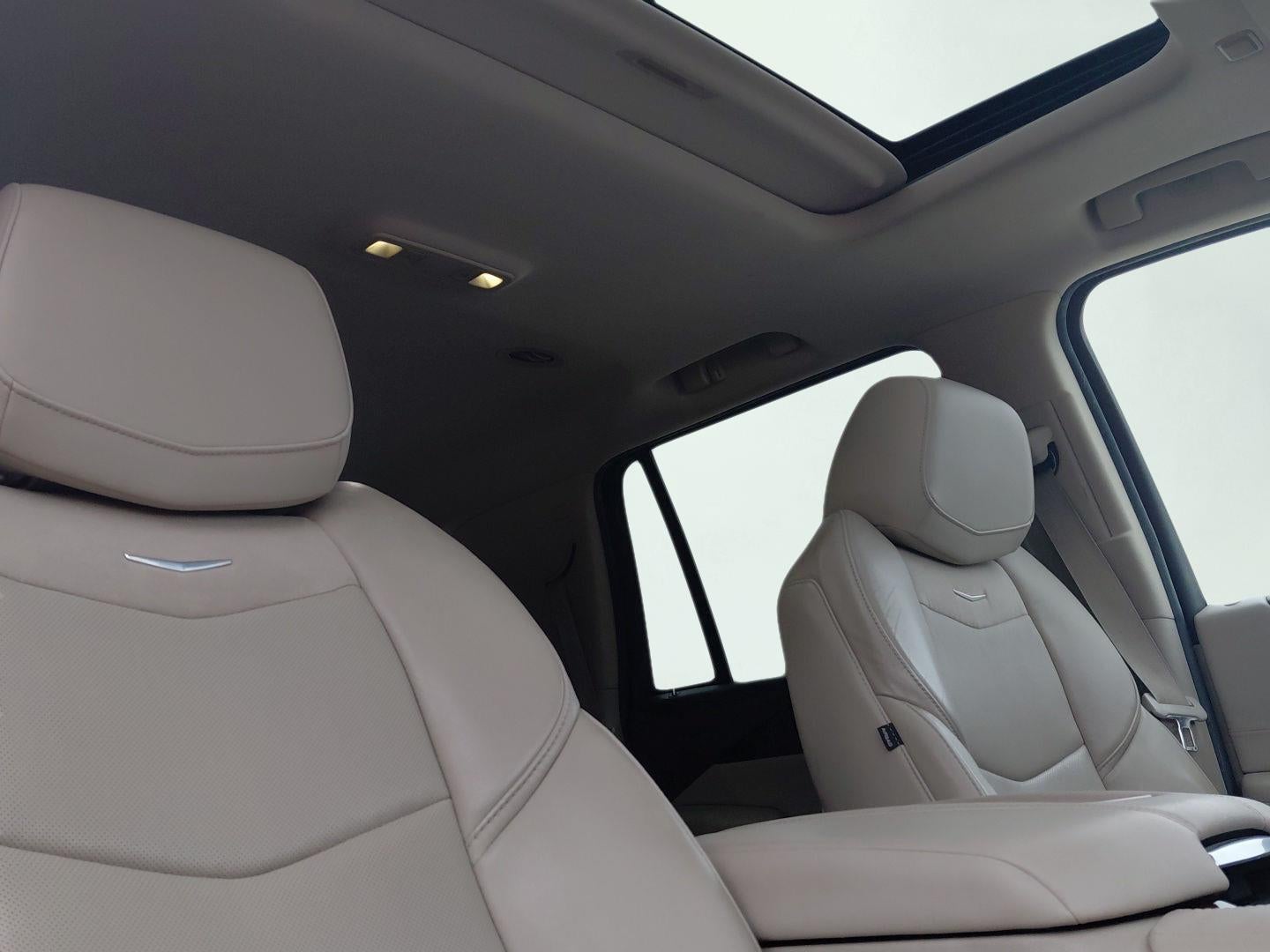 2016 Cadillac Escalade Luxury Collection