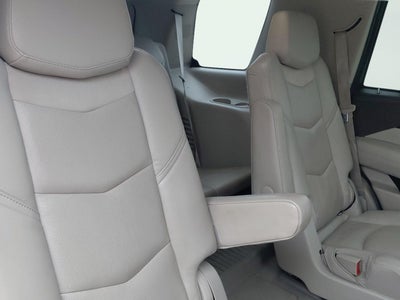 2016 Cadillac Escalade Luxury Collection