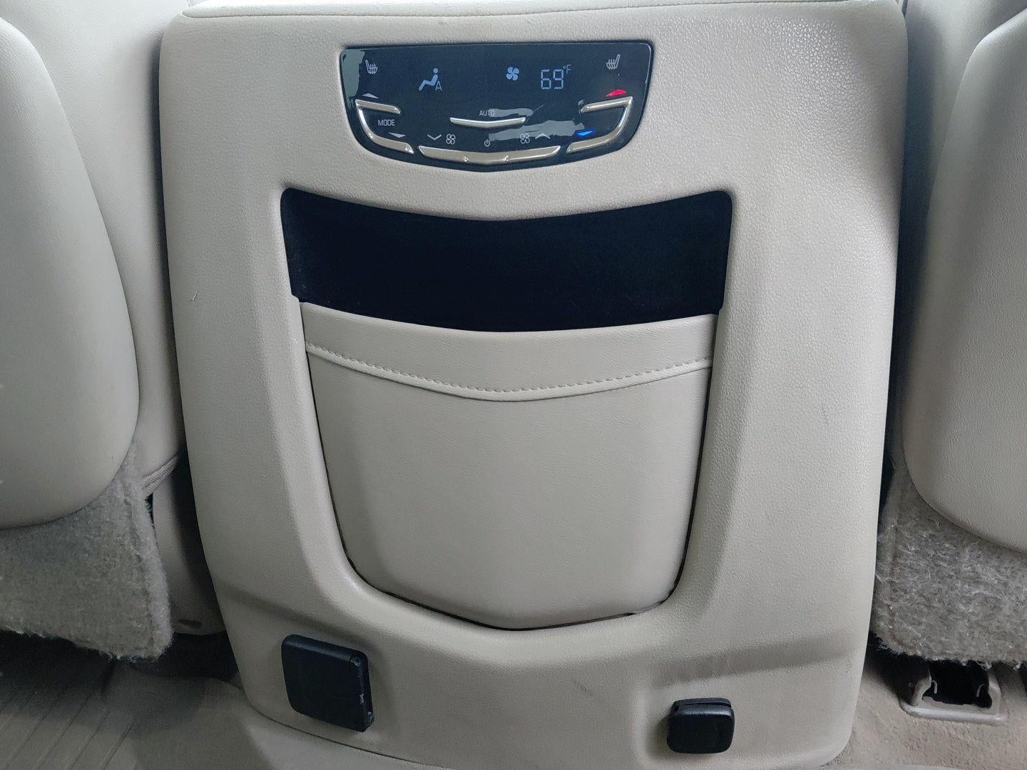 2016 Cadillac Escalade Luxury Collection