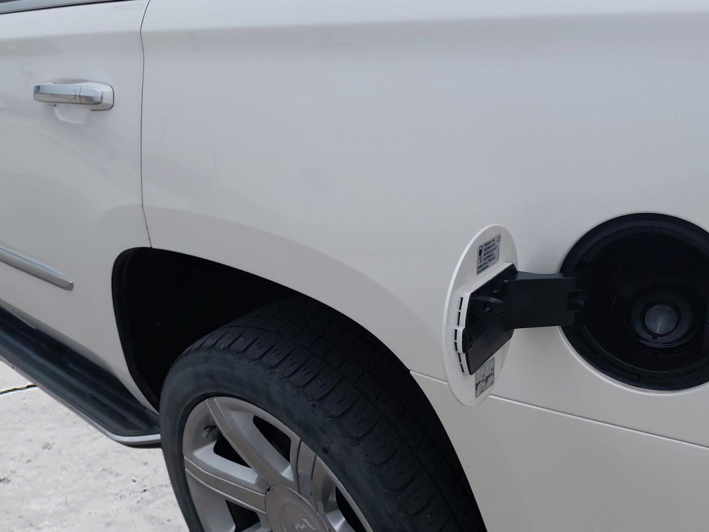 2016 Cadillac Escalade Luxury Collection