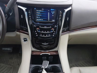 2016 Cadillac Escalade Luxury Collection