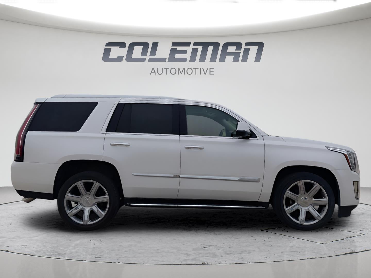 2016 Cadillac Escalade Luxury Collection