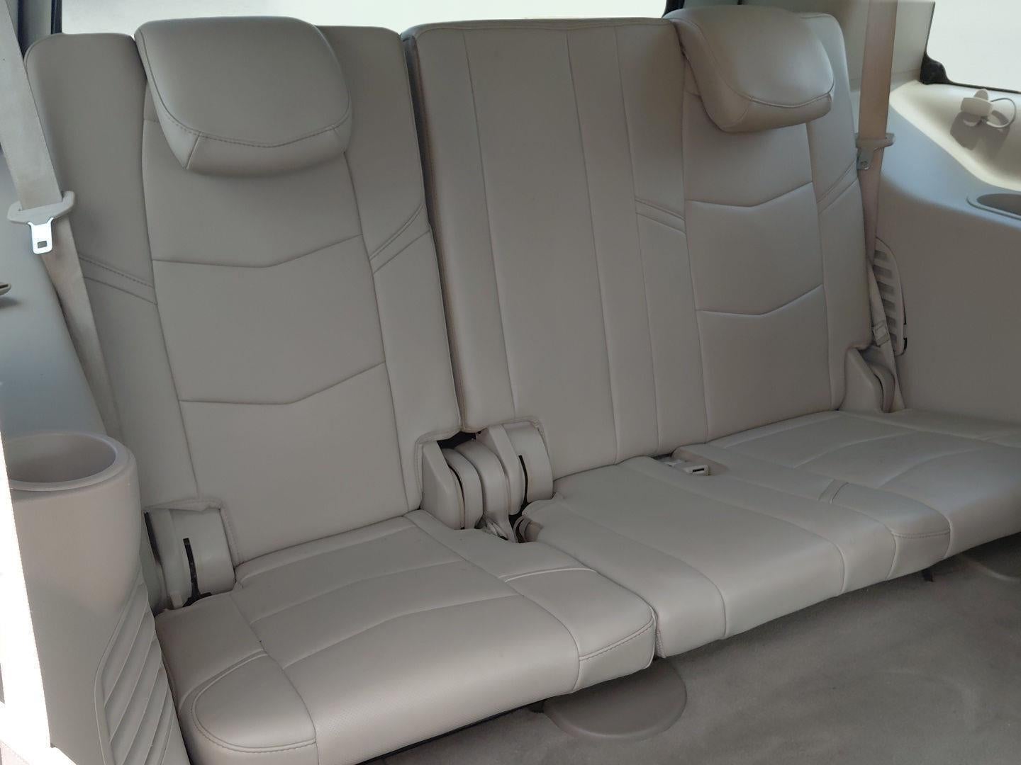 2015 Cadillac Escalade Luxury
