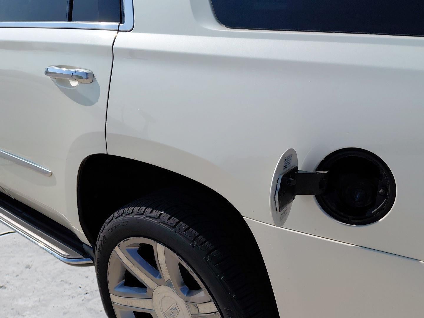 2015 Cadillac Escalade Luxury