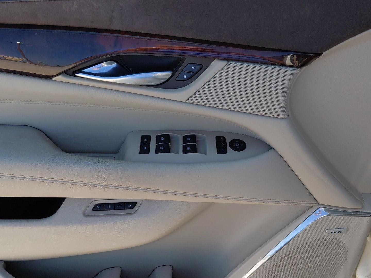 2015 Cadillac Escalade Luxury