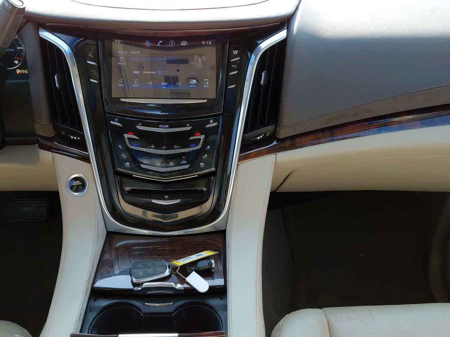 2015 Cadillac Escalade Luxury