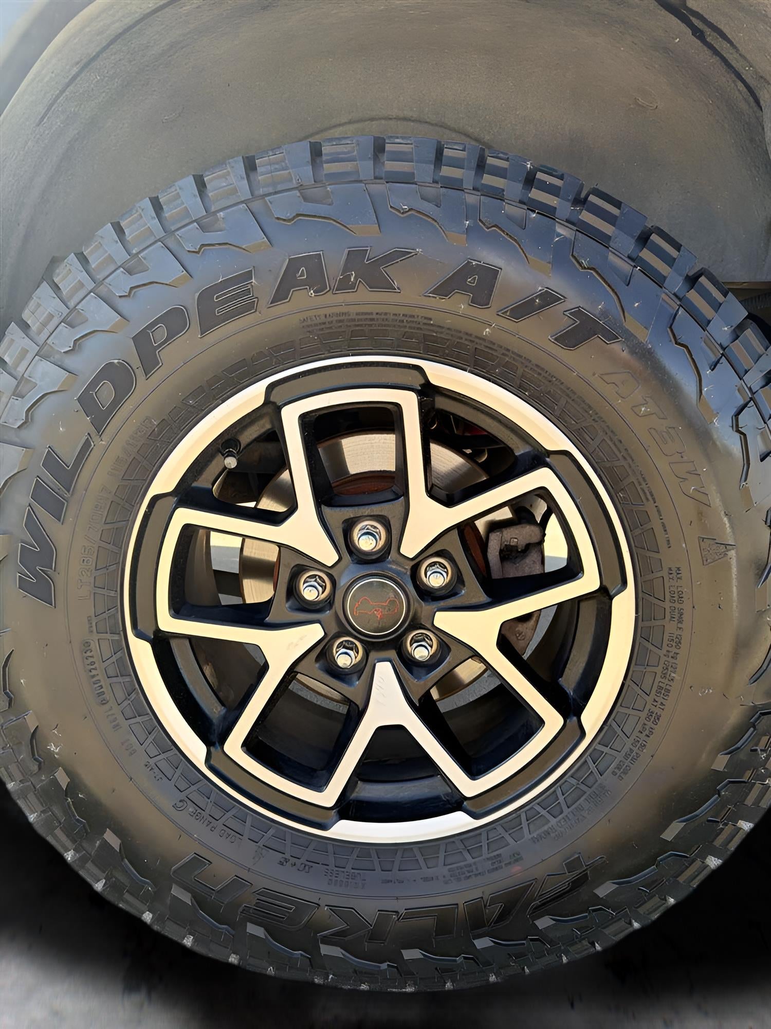 2010 Jeep Wrangler Unlimited Islander 18