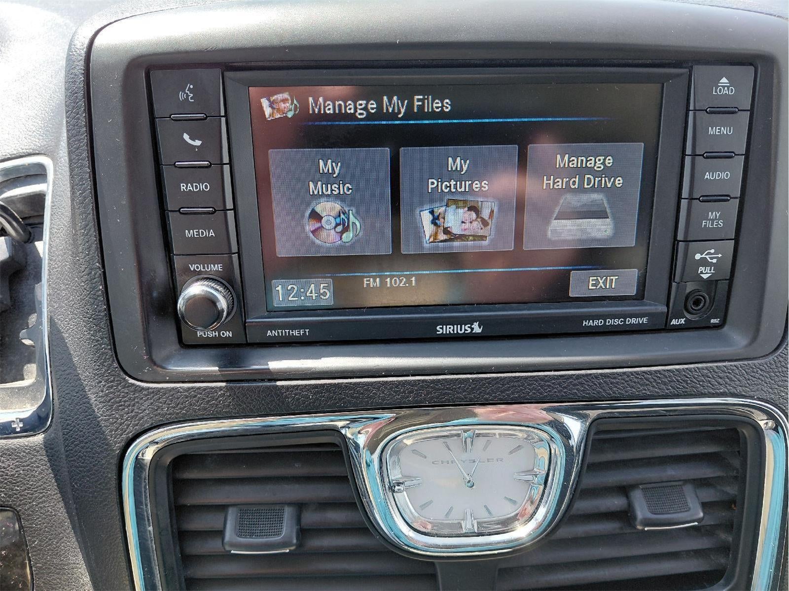 2015 Chrysler Town & Country Touring