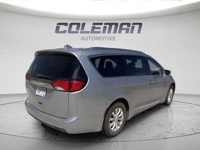 2019 Chrysler Pacifica Touring-L
