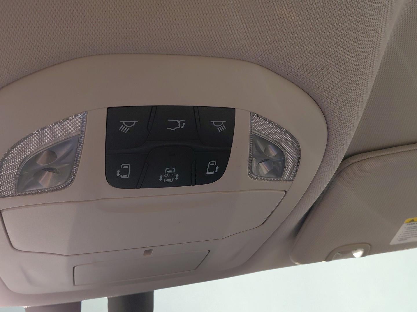 2017 Chrysler Pacifica Touring L Plus 35