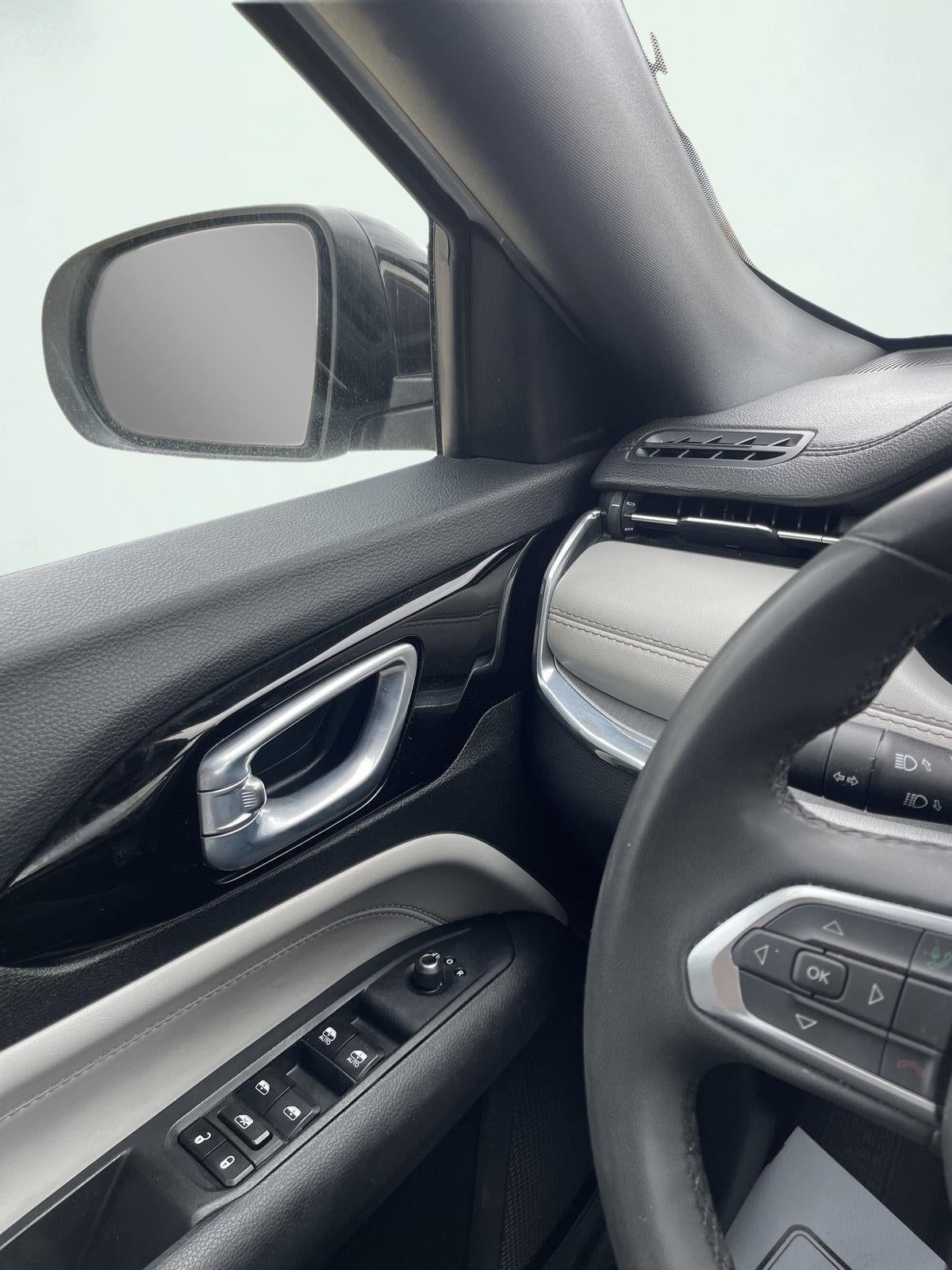 2024 Jeep Compass Limited 30