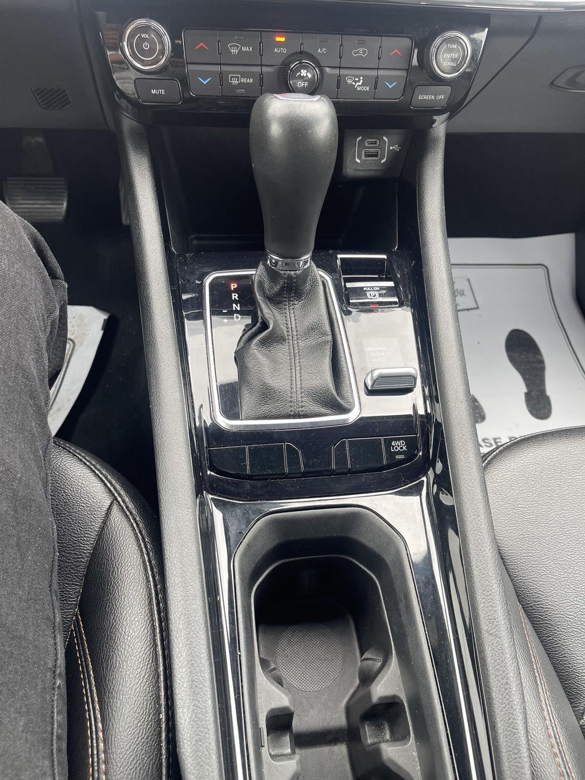2024 Jeep Compass Limited 32