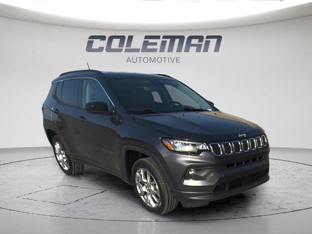 2022 Jeep Compass Latitude Lux