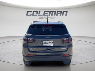 2022 Jeep Compass Latitude Lux