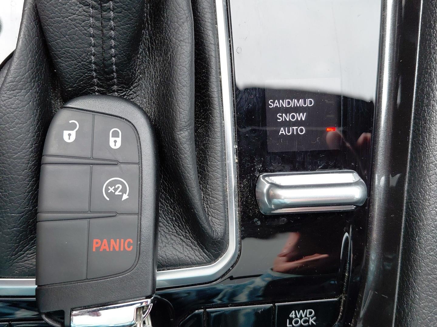 2023 Jeep Compass Latitude Lux 35